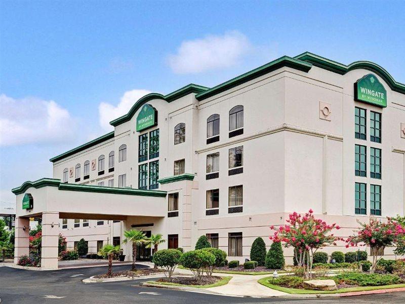Wingate By Wyndham Atlanta Fairburn Hotel Екстериор снимка