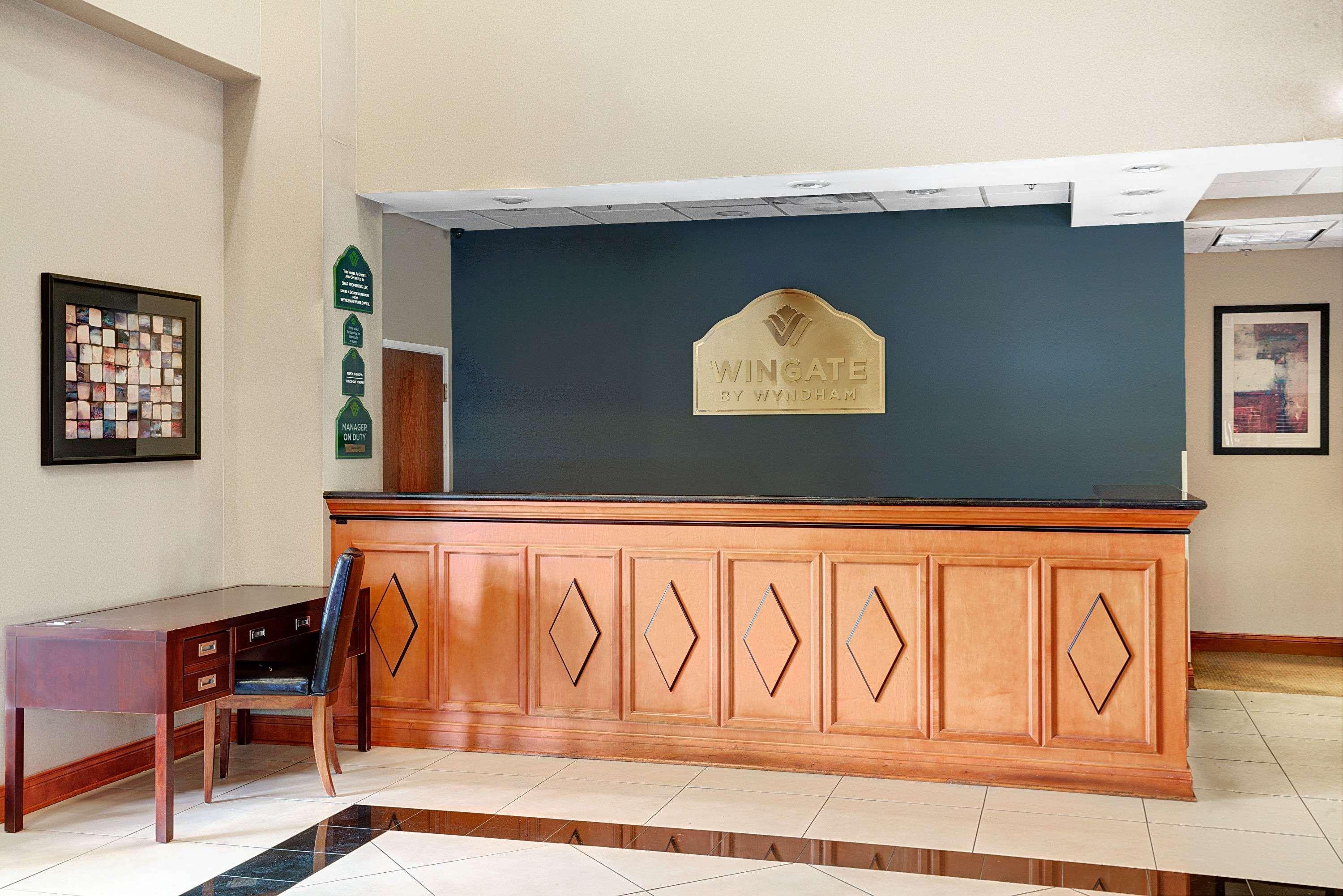 Wingate By Wyndham Atlanta Fairburn Hotel Екстериор снимка