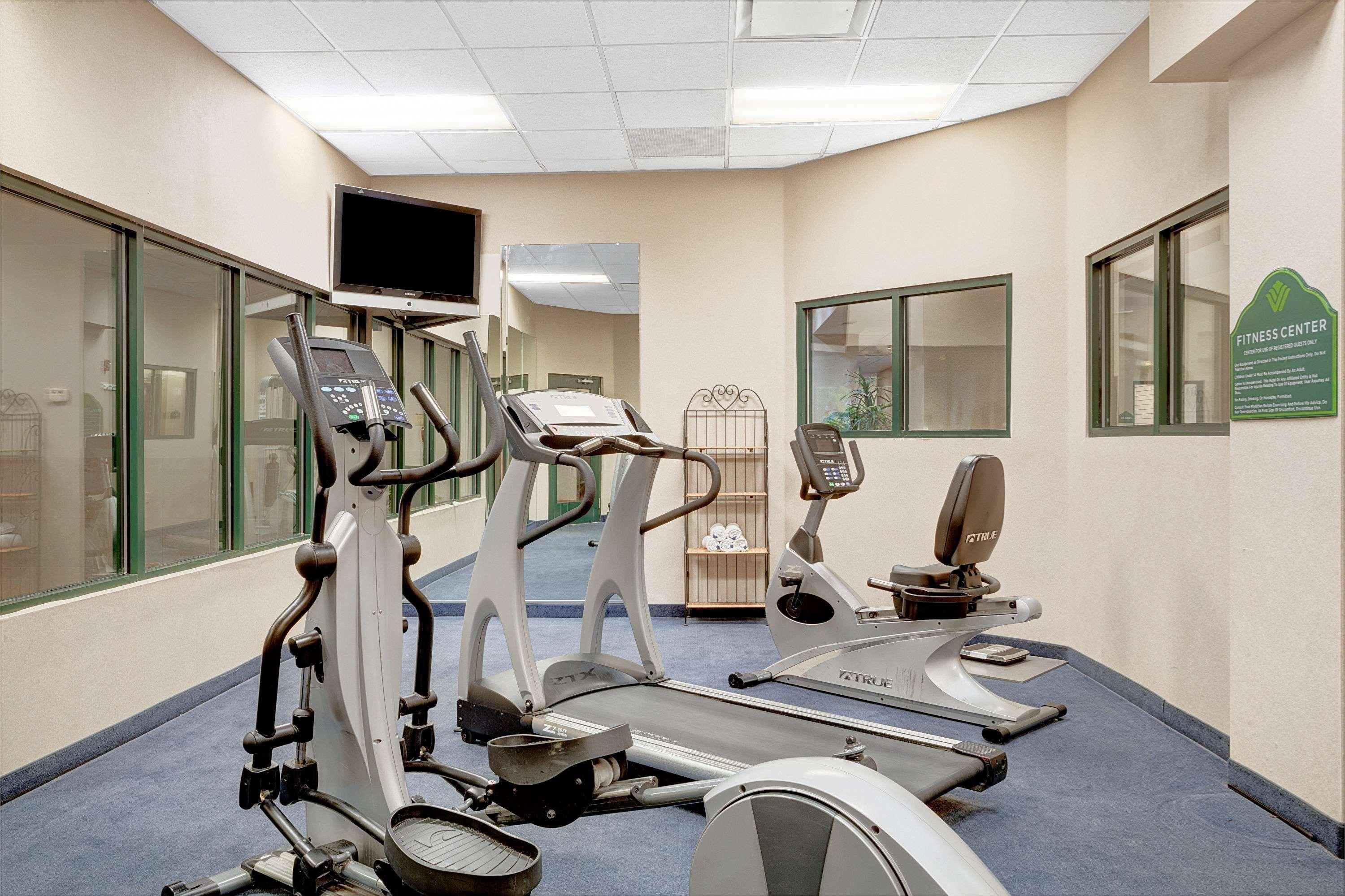 Wingate By Wyndham Atlanta Fairburn Hotel Екстериор снимка
